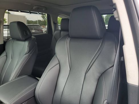 Certified 2026 Acura MDX FWD w/ Technology Package image 18