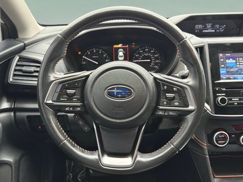 Used 2021 Subaru Crosstrek 2.0i Premium w/ Moonroof Package AWD/4WD image 11