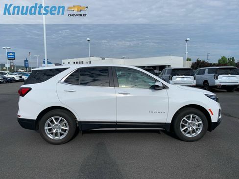 Used 2024 Chevrolet Equinox LT AWD/4WD image 8