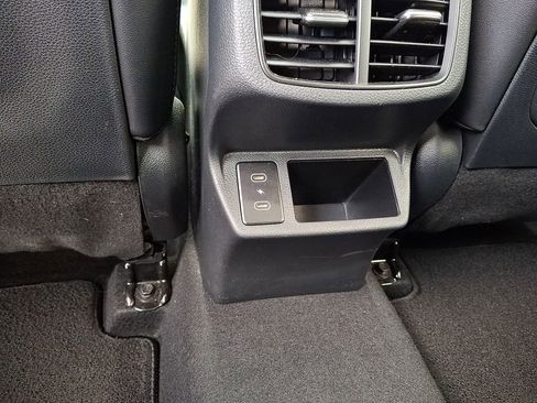 Used 2024 Kia Seltos EX AWD/4WD image 14