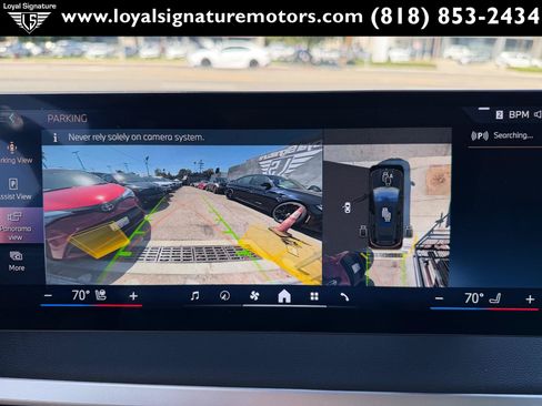 Used 2024 BMW iX xDrive50 w/ Premium Package AWD/4WD image 31