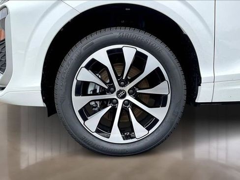 New 2026 Audi Q3 quattro 2.0T AWD/4WD image 12