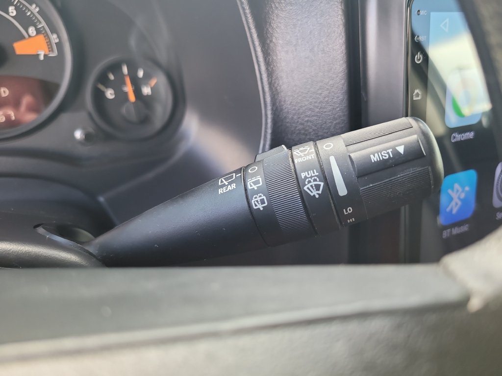 Used 2014 Jeep Patriot Sport w/ Power Value Group FWD image 28