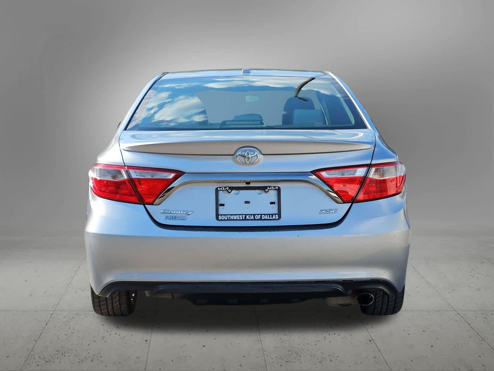 Used 2015 Toyota Camry XSE FWD image 3
