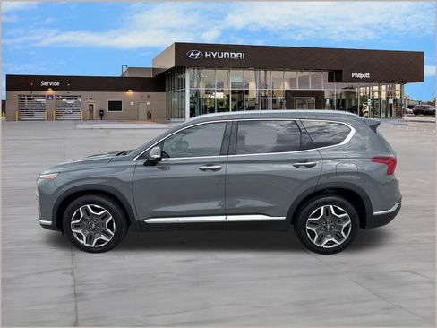 Used 2022 Hyundai Santa Fe Limited w/ Cargo Package FWD image 2