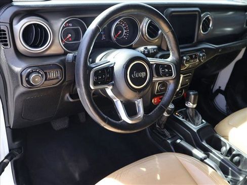 Used 2018 Jeep Wrangler Unlimited Rubicon AWD/4WD image 6