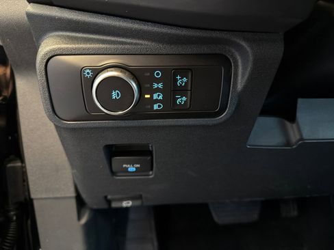 Used 2025 Ford Bronco Outer Banks AWD/4WD image 17