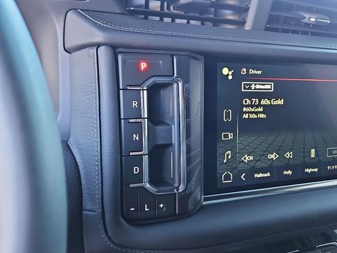 Used 2024 GMC Yukon Denali image 19