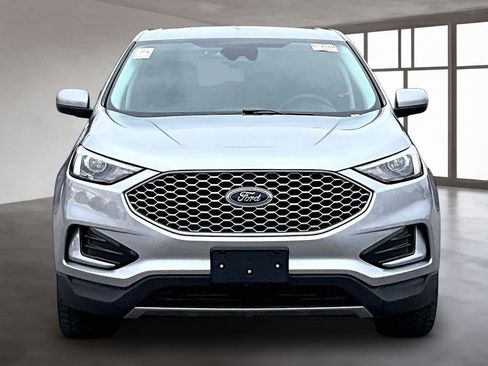 Used 2023 Ford Edge SEL image 4