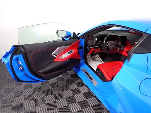 Used 2022 Chevrolet Corvette Stingray Premium Cpe w/ Z51 Performance Package RWD image 20