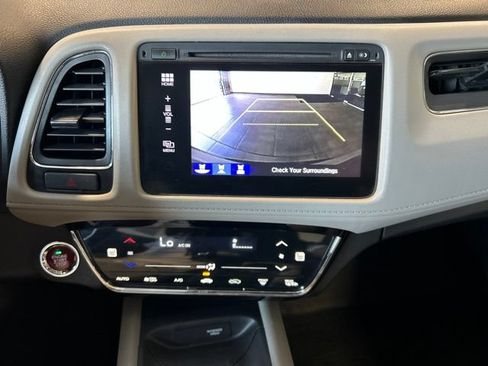Used 2018 Honda HR-V EX-L image 6