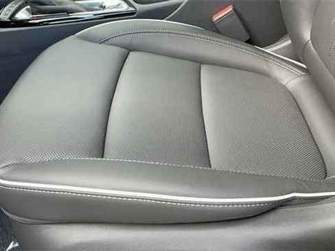 Used 2024 Buick Encore GX Avenir w/ Avenir Convenience Package image 20