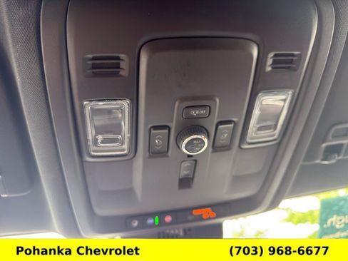 Certified 2025 Chevrolet Suburban Premier AWD/4WD image 17