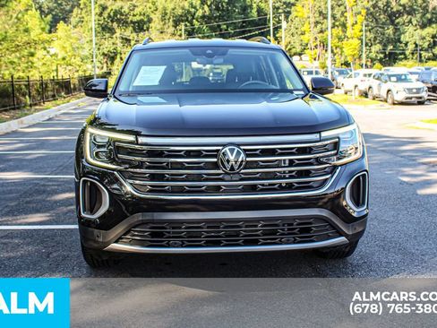 Used 2025 Volkswagen Atlas SE FWD image 8