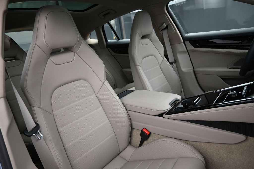 Certified 2026 Porsche Panamera RWD image 29