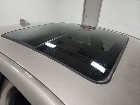 Used 2023 Chevrolet Malibu LT image 11