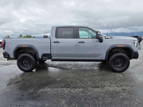 Certified 2024 GMC Sierra 2500 AT4X w/ AT4X AEV Edition AWD/4WD image 2