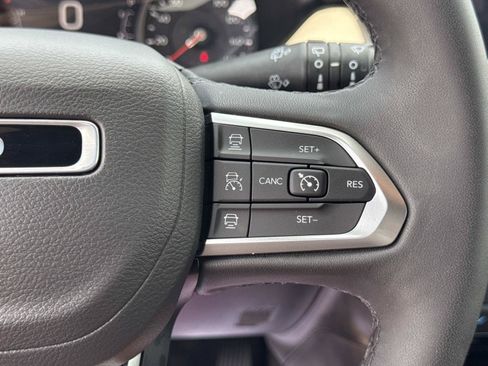 Certified 2025 Jeep Compass Limited AWD/4WD image 21