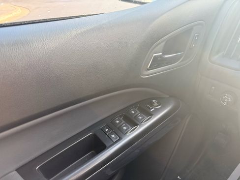 Used 2022 Chevrolet Colorado Z71 image 20