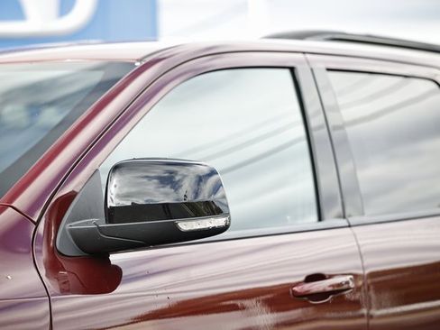 Used 2023 Dodge Durango GT image 3