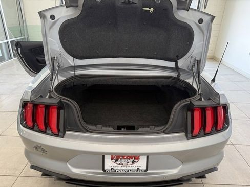 Used 2021 Ford Mustang Premium image 19