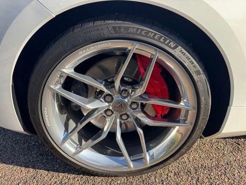 Used 2025 Chevrolet Corvette Z06 image 19