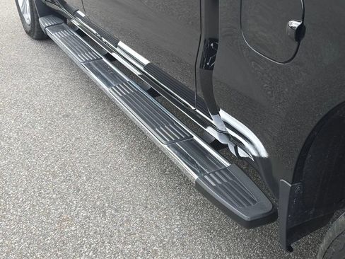 Used 2023 Chevrolet Silverado 1500 LTZ w/ LTZ Premium Package image 13