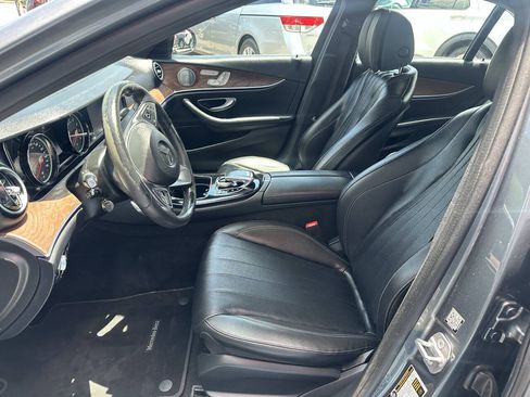 Used 2017 Mercedes-Benz E 300 4MATIC image 12