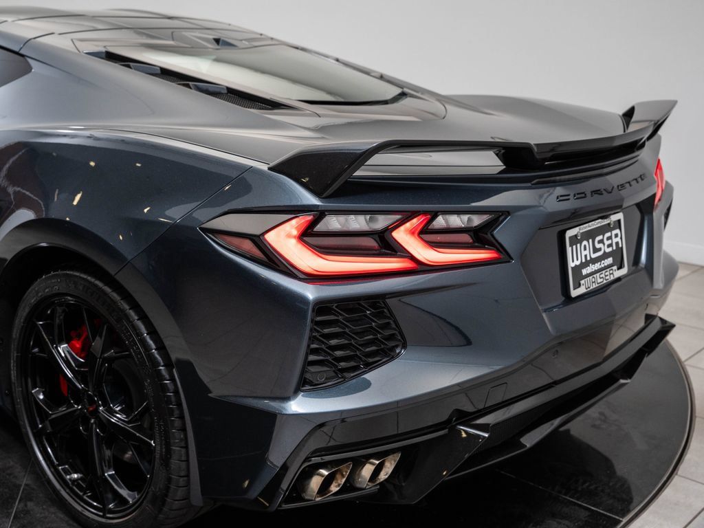 Used 2020 Chevrolet Corvette Stingray Premium Cpe w/ 3LT Preferred Equipment Group RWD image 19