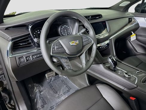 New 2026 Cadillac XT5 Sportv AWD/4WD image 9
