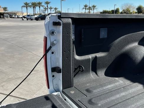 Used 2024 RAM 2500 Big Horn w/ Bed Utility Group image 8