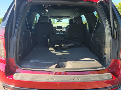 Certified 2024 Chevrolet Tahoe RST w/ Luxury Package RWD image 7