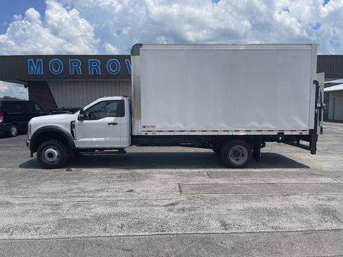 Used 2024 Ford F550 2WD Regular Cab Super Duty image 1