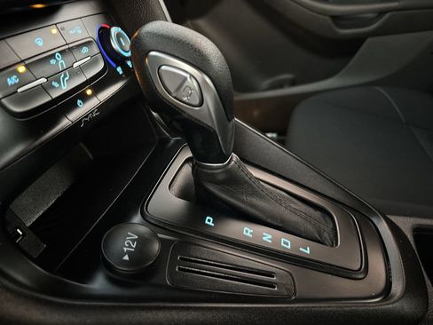 Used 2018 Ford Focus SE image 23