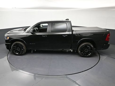 Used 2026 RAM 1500 Limited AWD/4WD image 16
