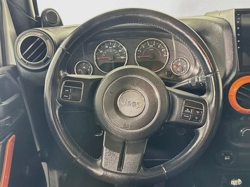 Used 2014 Jeep Wrangler Unlimited Sport AWD/4WD image 14