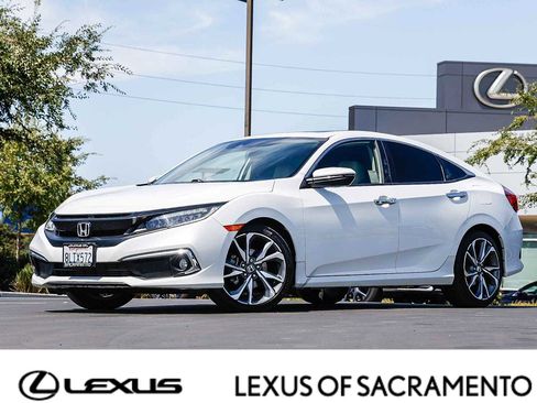 Used 2019 Honda Civic Touring image 1