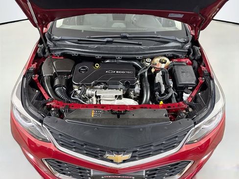 Used 2017 Chevrolet Cruze LT w/ Convenience Package FWD image 29