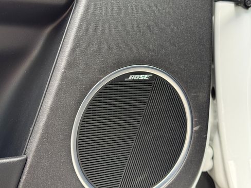 Used 2022 Hyundai Ioniq 5 Limited image 16