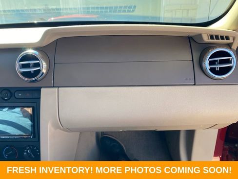 Used 2008 Ford Mustang GT Premium image 9