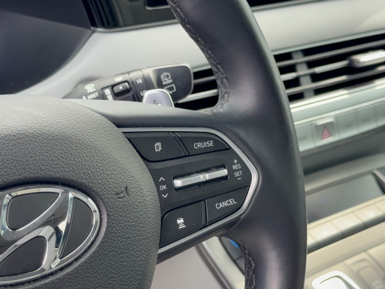Used 2021 Hyundai Palisade SEL w/ Premium Package FWD image 19