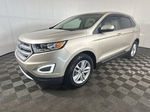 Used 2018 Ford Edge SEL w/ Equipment Group 201A AWD/4WD image 6