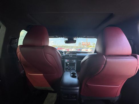 Used 2018 Lexus IS 300 F Sport w/ F Sport Package RWD image 17