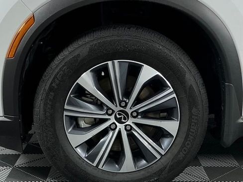 Certified 2026 INFINITI QX60 Pure w/ Cargo Package FWD image 10