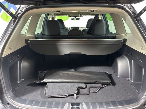 Used 2023 Subaru Forester Premium image 15