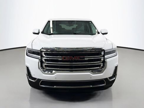 Used 2022 GMC Acadia SLE FWD image 2