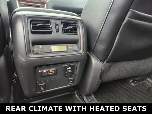 Used 2020 Nissan Pathfinder Platinum AWD/4WD image 8