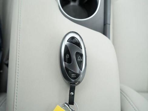 Certified 2026 Hyundai Sonata Limited FWD image 39