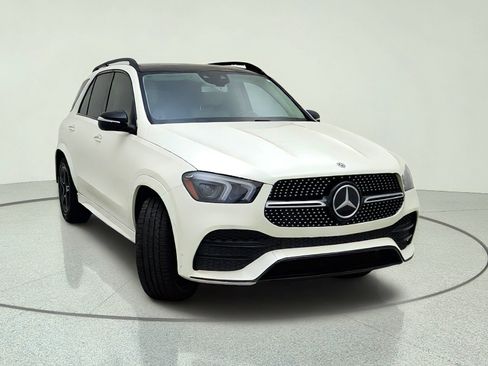 Used 2020 Mercedes-Benz GLE 450 4MATIC image 4