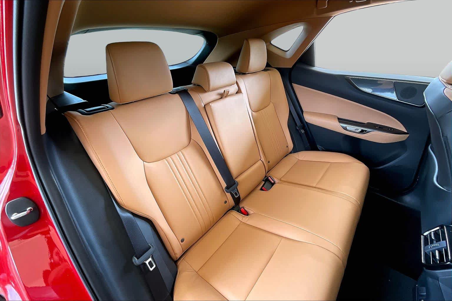 Used 2024 Lexus NX 250 FWD w/ Cold Area Package image 17